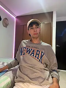 Milo Gunnar online show from March 19, 2026, 10:10 pm