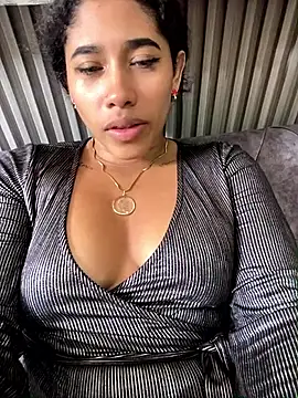 Miaa sstar online show from April 12, 2026, 7:06 pm