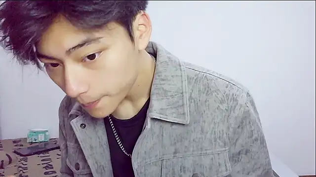 XX-XIUXIU online show from April 5, 2026, 2:13 pm