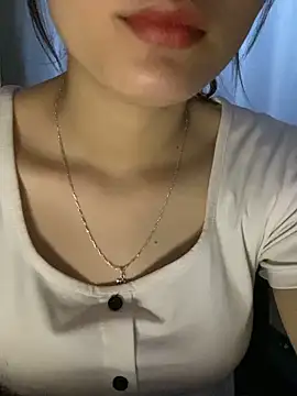 -Eidieea- online show from April 21, 2026, 12:01 am