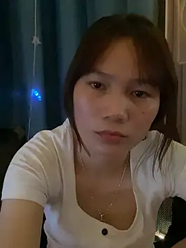 Snapshot of -Eidieea- chatting on April 1, 2026, 4:36 am -Eidieea- online show from April 1, 2026, 4:36 am