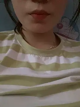 Snapshot of -Eidieea- chatting on April 6, 2026, 8:26 am -Eidieea- online show from April 6, 2026, 8:26 am