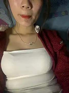 Snapshot of -Eidieea- chatting on March 19, 2026, 11:32 am -Eidieea- online show from March 19, 2026, 11:32 am