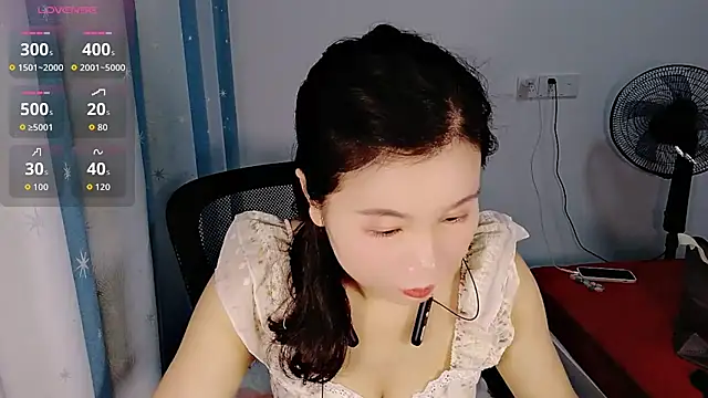 Lianzi-2026 online show from April 12, 2026, 7:44 am