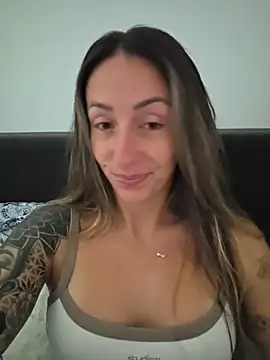 NicoleKaiser online show from July 3, 2026, 6:42 am