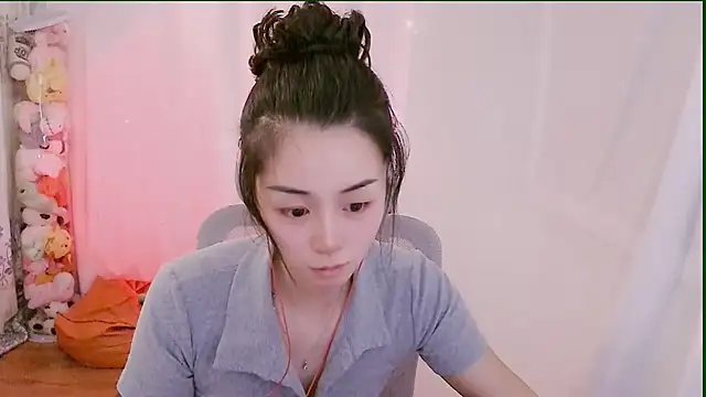 Snapshot of Puresnow chatting on June 27, 2026, 2:56 pm Puresnow online show from June 27, 2026, 2:56 pm