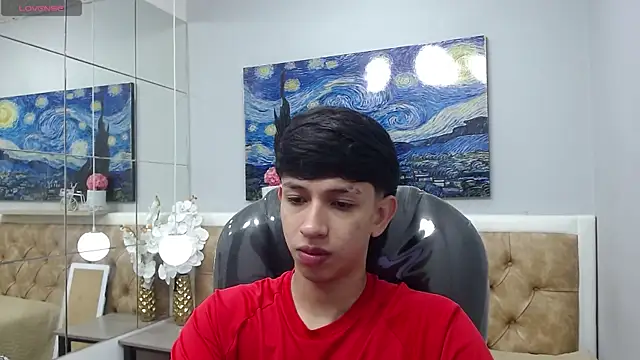 Snapshot of AdrianFranko chatting on April 21, 2026, 1:28 pm AdrianFranko online show from April 21, 2026, 1:28 pm