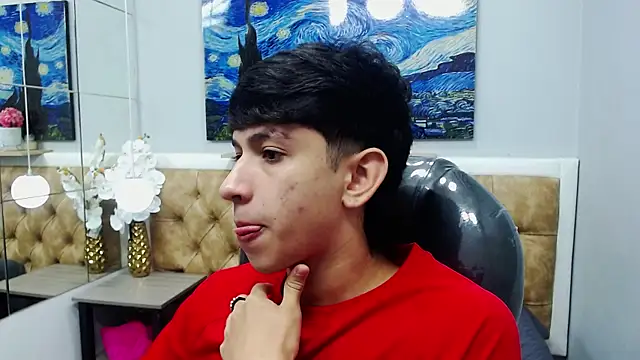 Snapshot of AdrianFranko chatting on April 4, 2026, 12:45 pm AdrianFranko online show from April 4, 2026, 12:45 pm