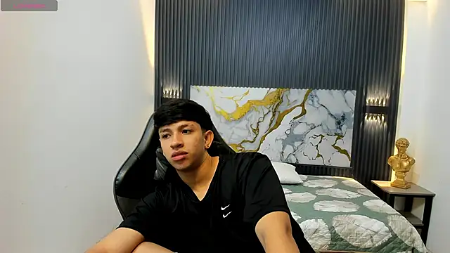 Snapshot of AdrianFranko chatting on May 11, 2026, 2:45 pm AdrianFranko online show from May 11, 2026, 2:45 pm