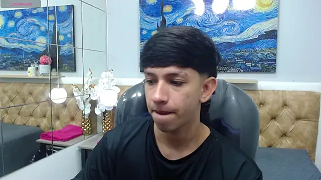 Snapshot of AdrianFranko chatting on April 8, 2026, 1:01 pm AdrianFranko online show from April 8, 2026, 1:01 pm