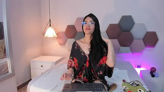 AnnieBlluee online show from March 23, 2026, 12:16 pm