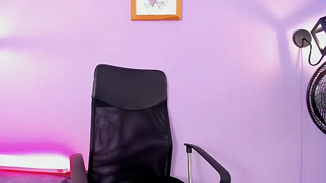 milliesummer online show from April 15, 2026, 12:32 pm