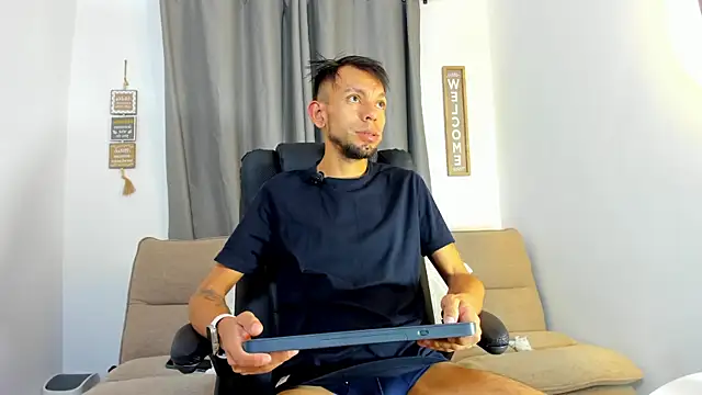 Steban silv online show from July 12, 2026, 10:49 am