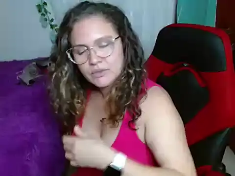 Snapshot of venecasexy45 chatting on April 10, 2026, 10:50 pm venecasexy45 online show from April 10, 2026, 10:50 pm