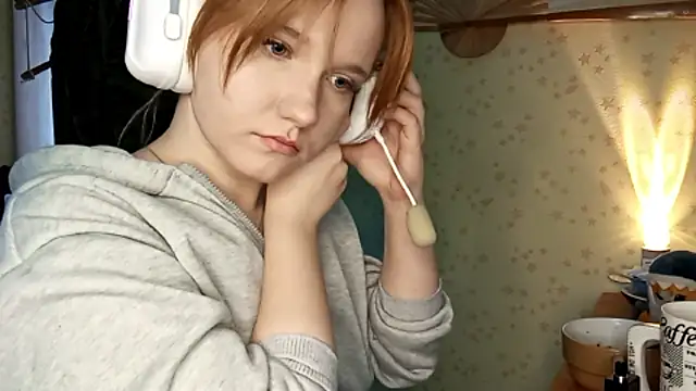 Snapshot of BelladeSimons chatting on March 19, 2026, 6:13 am BelladeSimons online show from March 19, 2026, 6:13 am