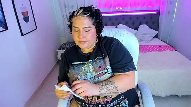 Wen Jones online show from March 21, 2026, 8:24 pm