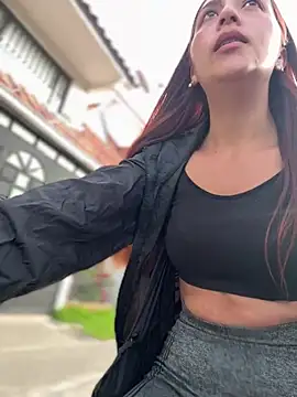 Queen Scatlett online show from April 7, 2026, 12:18 pm