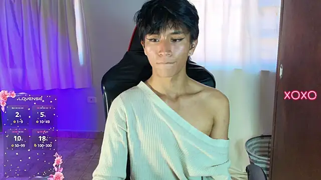 Snapshot of cococumps chatting on June 11, 2026, 3:31 pm cococumps online show from June 11, 2026, 3:31 pm