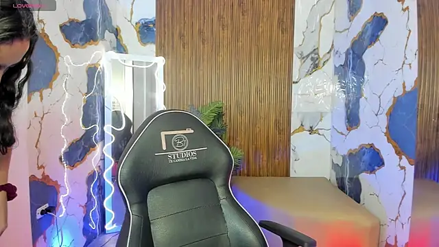 Alyce tay1 online show from April 12, 2026, 11:13 am