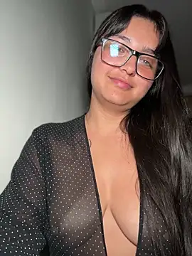 Snapshot of 1_Scarllet_ chatting on April 18, 2026, 2:47 am 1 Scarllet online show from April 18, 2026, 2:47 am
