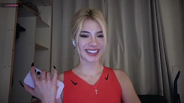 st uirt online show from April 9, 2026, 9:43 pm