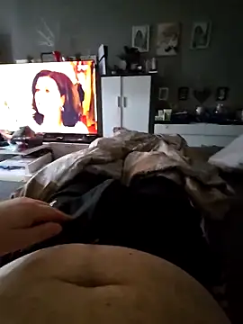 OssiBigCum online show from April 14, 2026, 9:25 am