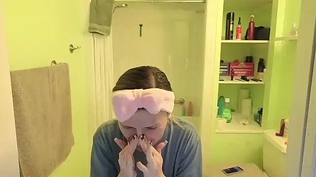 Prepare2Twerk online show from April 16, 2026, 8:20 pm