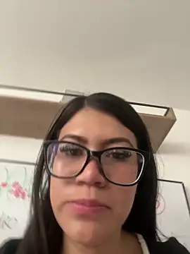 AMBERFONSECA online show from April 13, 2026, 7:07 pm