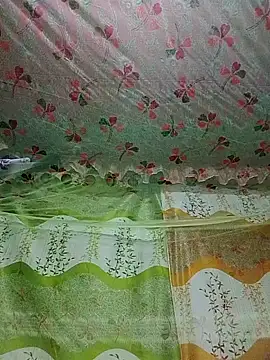 sexymoon2233 online show from April 12, 2026, 12:30 pm