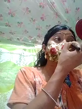 sexymoon2233 online show from March 28, 2026, 2:29 pm