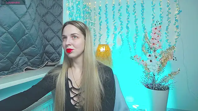 Alexandracandy online show from April 5, 2026, 12:45 pm