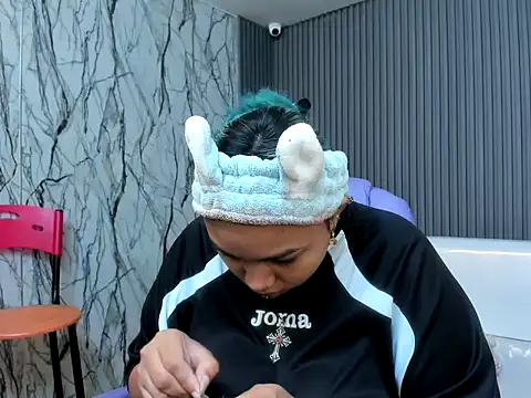 katteyes 20 online show from March 24, 2026, 7:58 pm