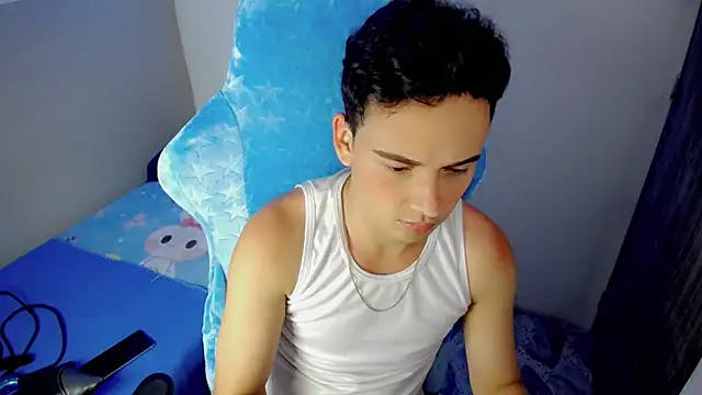 Mathias twinkk online show from March 26, 2026, 8:51 pm