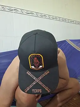 fuckboy656565 online show from April 8, 2026, 2:18 pm