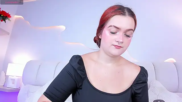 Snapshot of melanieklaus2 chatting on May 3, 2026, 3:33 am melanieklaus2 online show from May 3, 2026, 3:33 am