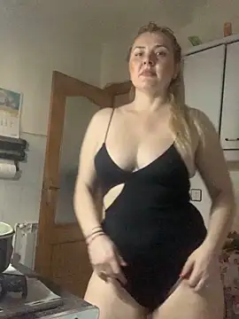 Maria3879 online show from March 31, 2026, 2:08 pm