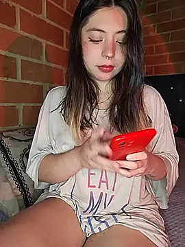 Petite CherryX online show from July 15, 2026, 2:07 am