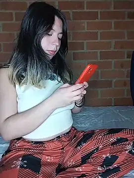 Snapshot of Petite_CherryX chatting on May 21, 2026, 2:09 am Petite CherryX online show from May 21, 2026, 2:09 am