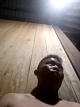 boy-pho- online show from April 18, 2026, 7:40 pm