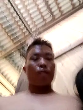 boy-pho- online show from April 16, 2026, 6:58 am