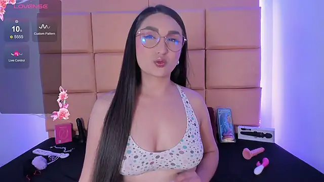 Kalessi cam online show from April 14, 2026, 10:15 pm