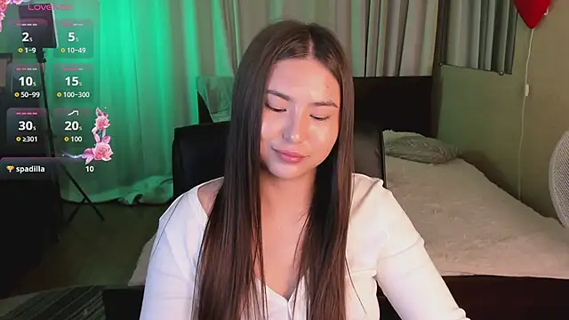 IceIcebabe  online show from July 2, 2026, 3:23 am