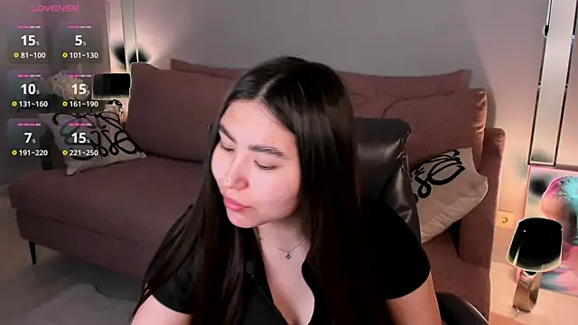 IceIcebabe  online show from April 6, 2026, 1:01 am