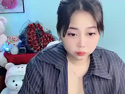 Snapshot of Nhanlu009 chatting on April 12, 2026, 3:26 pm Nhanlu009 online show from April 12, 2026, 3:26 pm