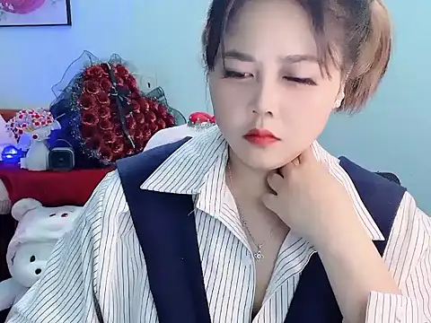 Snapshot of Nhanlu009 chatting on April 13, 2026, 12:42 pm Nhanlu009 online show from April 13, 2026, 12:42 pm