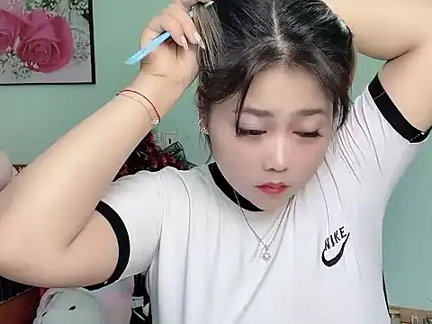 Snapshot of Nhanlu009 chatting on April 6, 2026, 9:10 am Nhanlu009 online show from April 6, 2026, 9:10 am