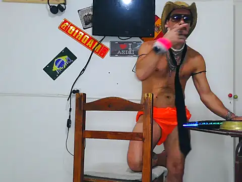 freddymdq100 online show from March 31, 2026, 5:42 am