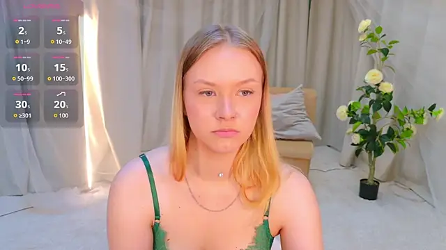 StaceyyJones online show from July 13, 2026, 10:36 am