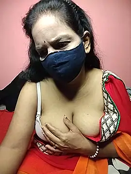 Snapshot of Rashilii_Bhabi chatting on August 7, 2026, 2:56 pm Rashilii Bhabi online show from August 7, 2026, 2:56 pm