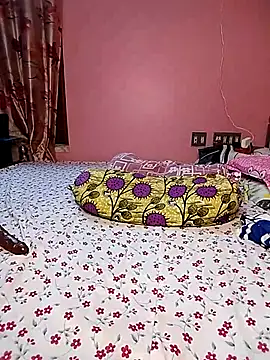 Snapshot of Rashilii_Bhabi chatting on July 24, 2026, 9:33 pm Rashilii Bhabi online show from July 24, 2026, 9:33 pm